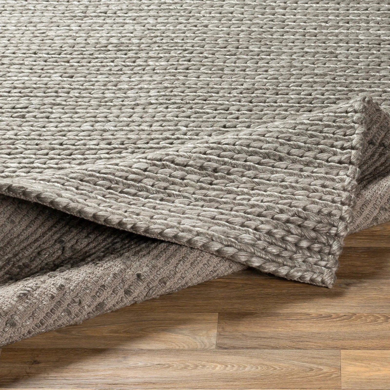 Hilma Rug