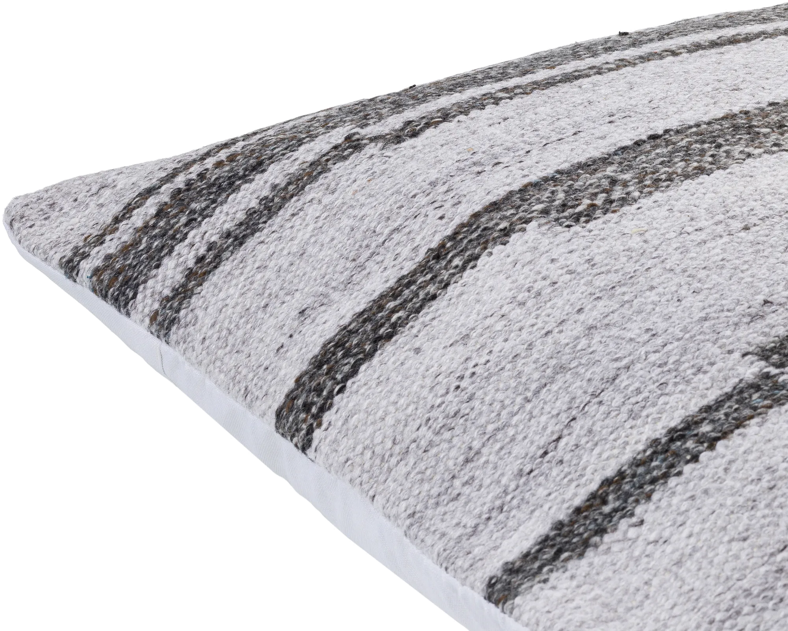 Dorian Pillow