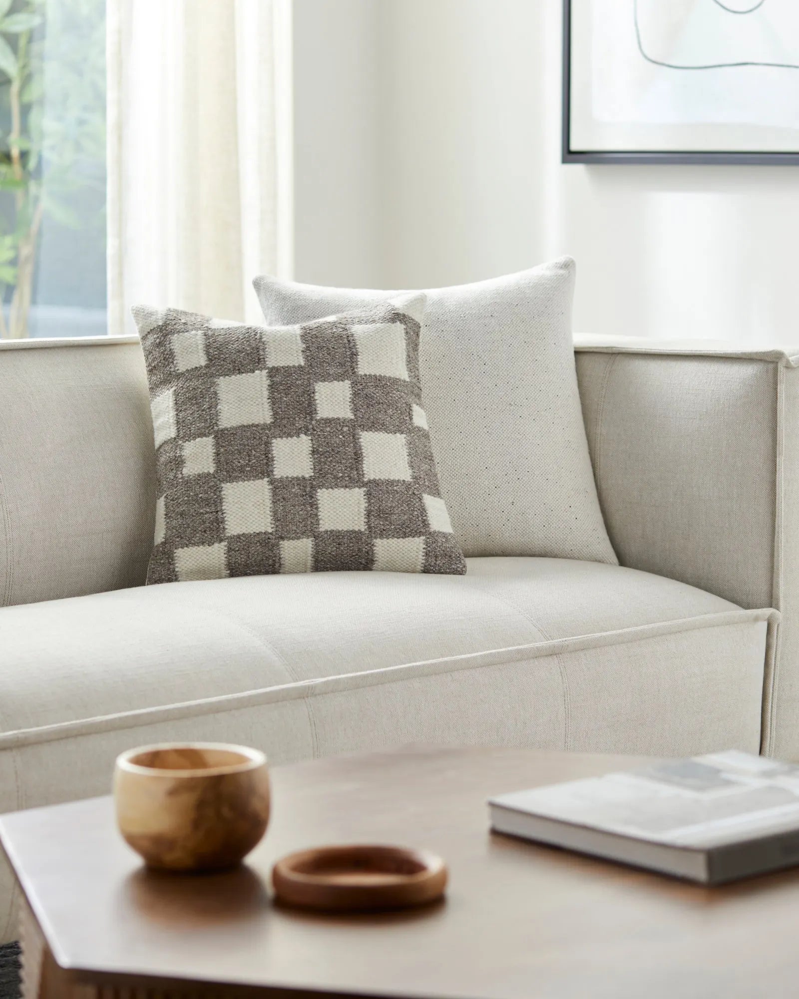 Isolde Pillow