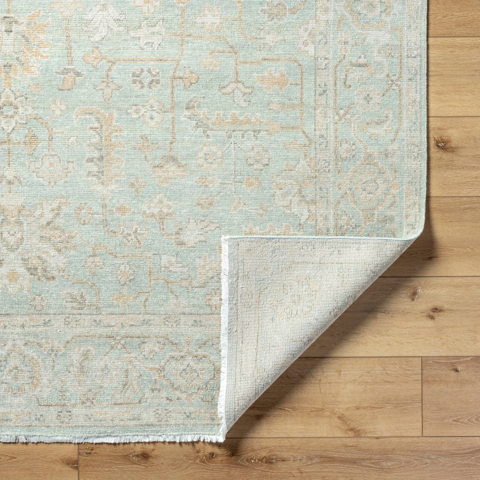 Eira Rug