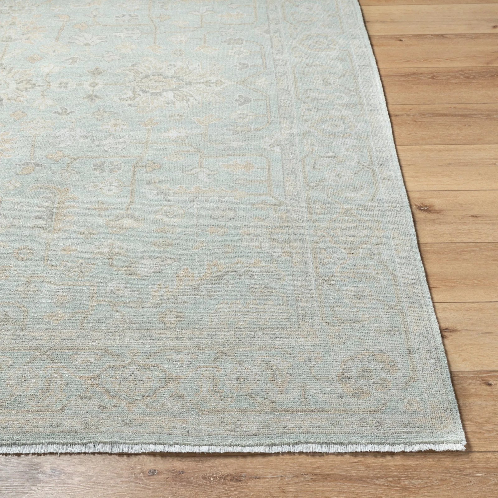 Eira Rug